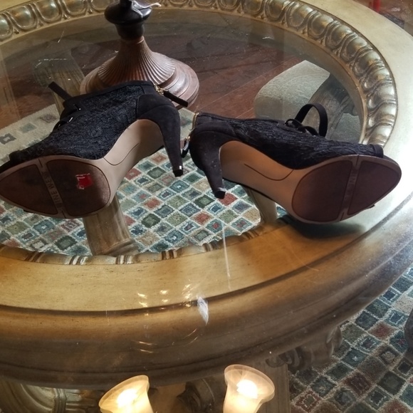 Black lace peep toe booties - Picture 4 of 4